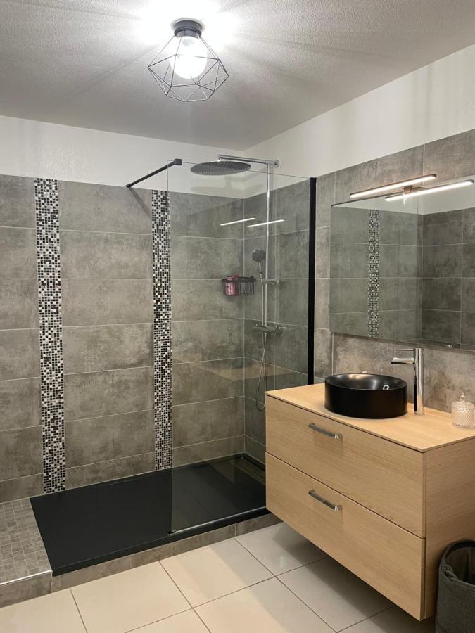 Appartement T3 Climatise,Balcon, Classe 3 Etoiles Ле-Булу Экстерьер фото