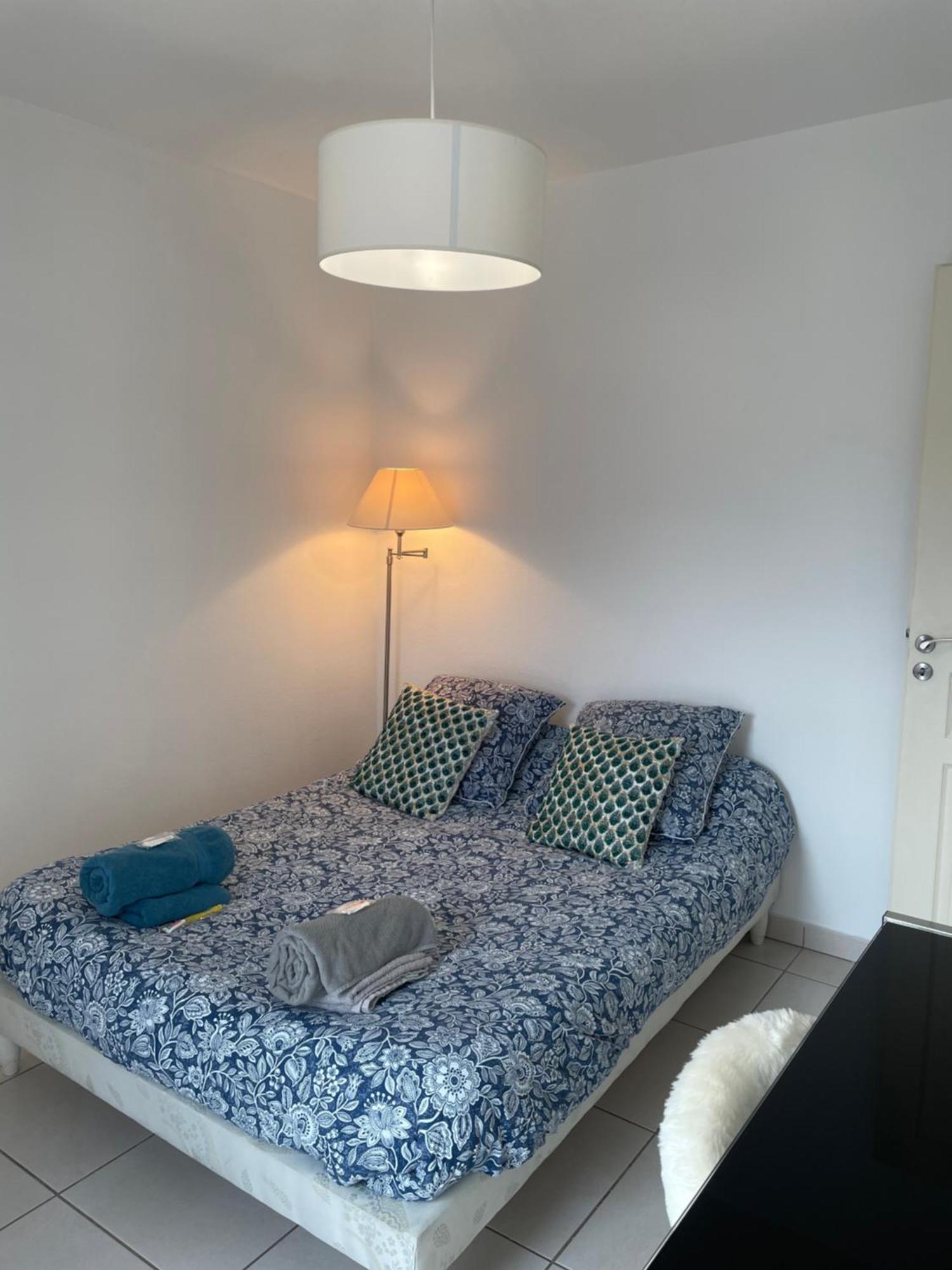 Appartement T3 Climatise,Balcon, Classe 3 Etoiles Ле-Булу Экстерьер фото